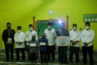 Dengan Prokes Ketat Bupati Alfedri Memulai Safari Ramadhan di Siak Riau